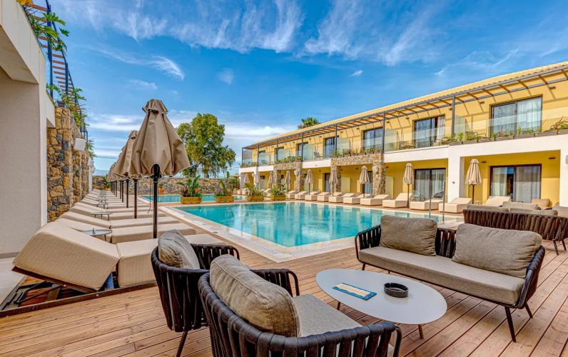 Boho-Chic Adults Escape in Corfu