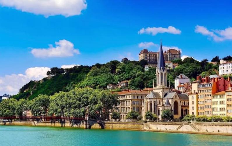 Burgundy, the River Rhône & Provence River Cruise